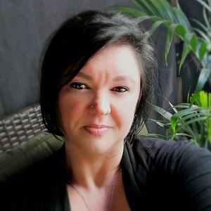 Meet your Posher, Michele